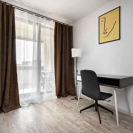 Апартаменты Beautiful With Balcony And Parking!